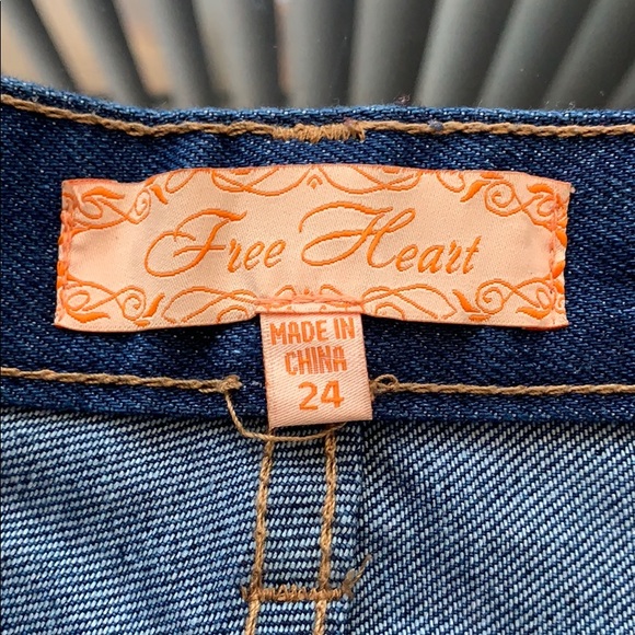 High Waisted Dark Wash Jean Shorts - Picture 5 of 6